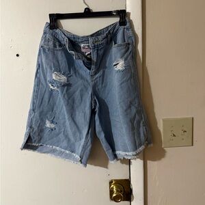 💚💚💚 Women's Distressed Denim Jean Shorts